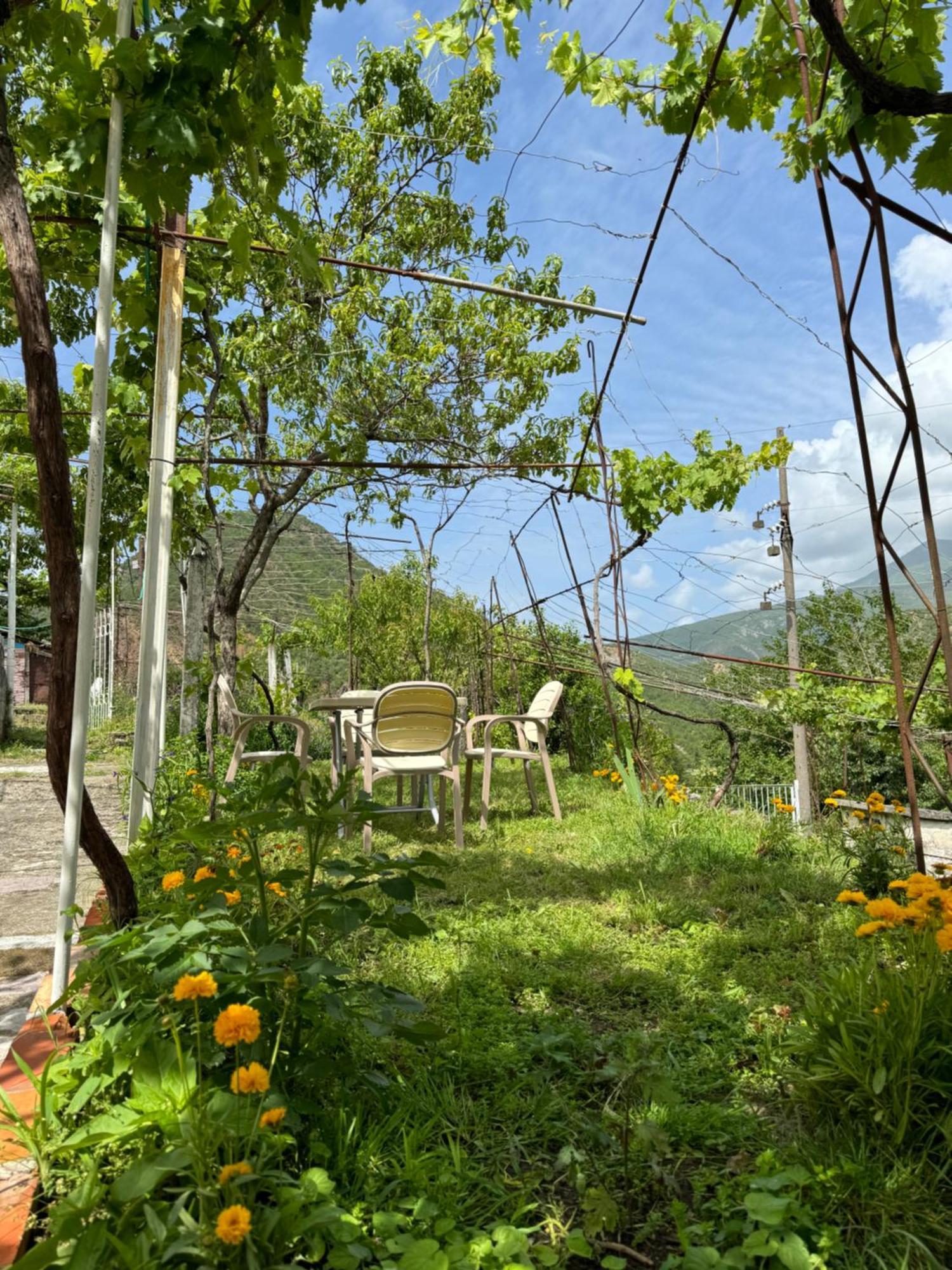 Guest House Noku Koman 외부 사진